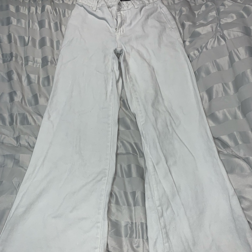 Size: XS Color: White